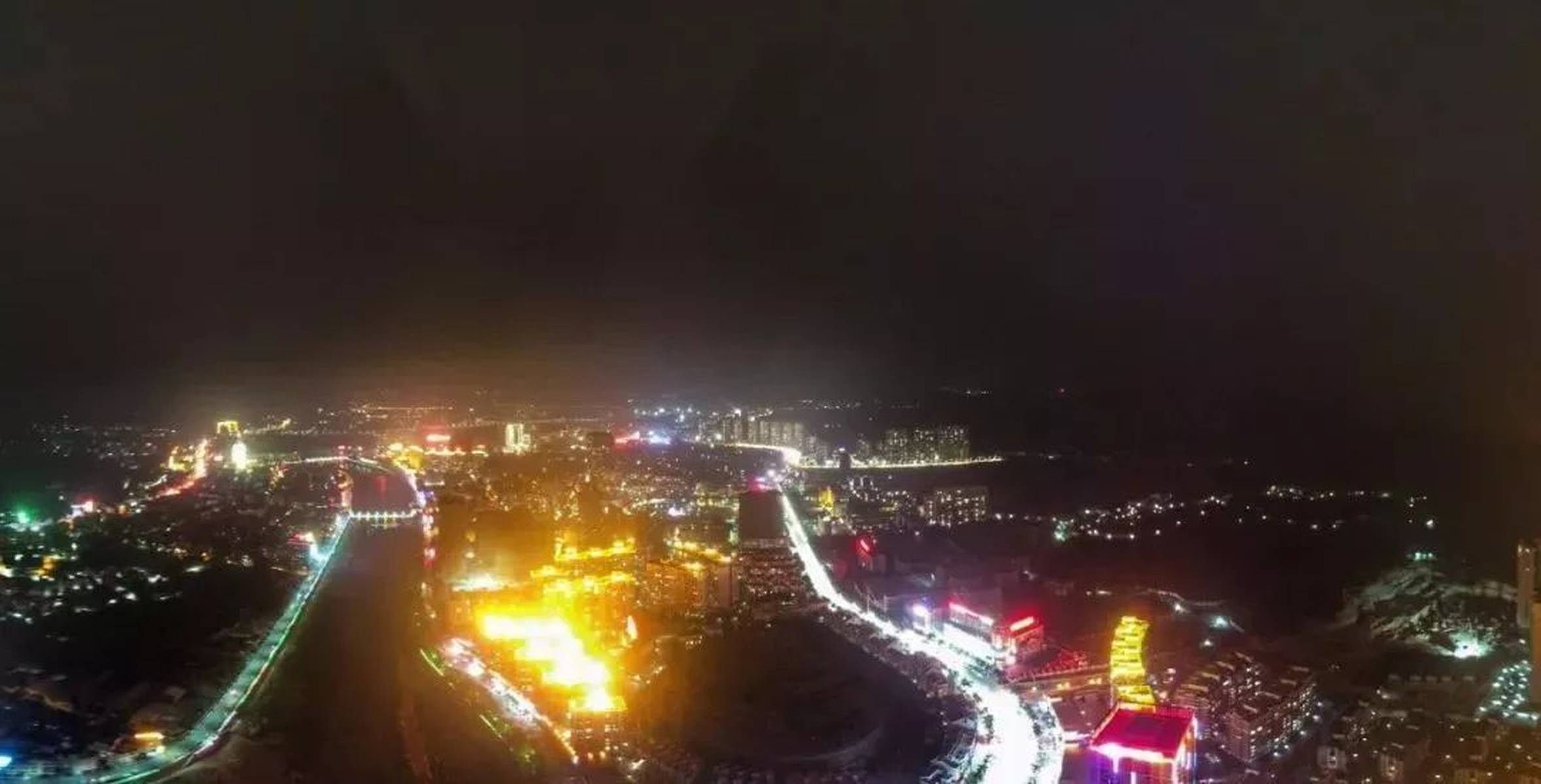 梅州vs汕头夜景直播视频,谁才是粤东夜色的真正C位? 梅州vs汕头夜景直播视频,谁才是粤东夜色的真正C位?